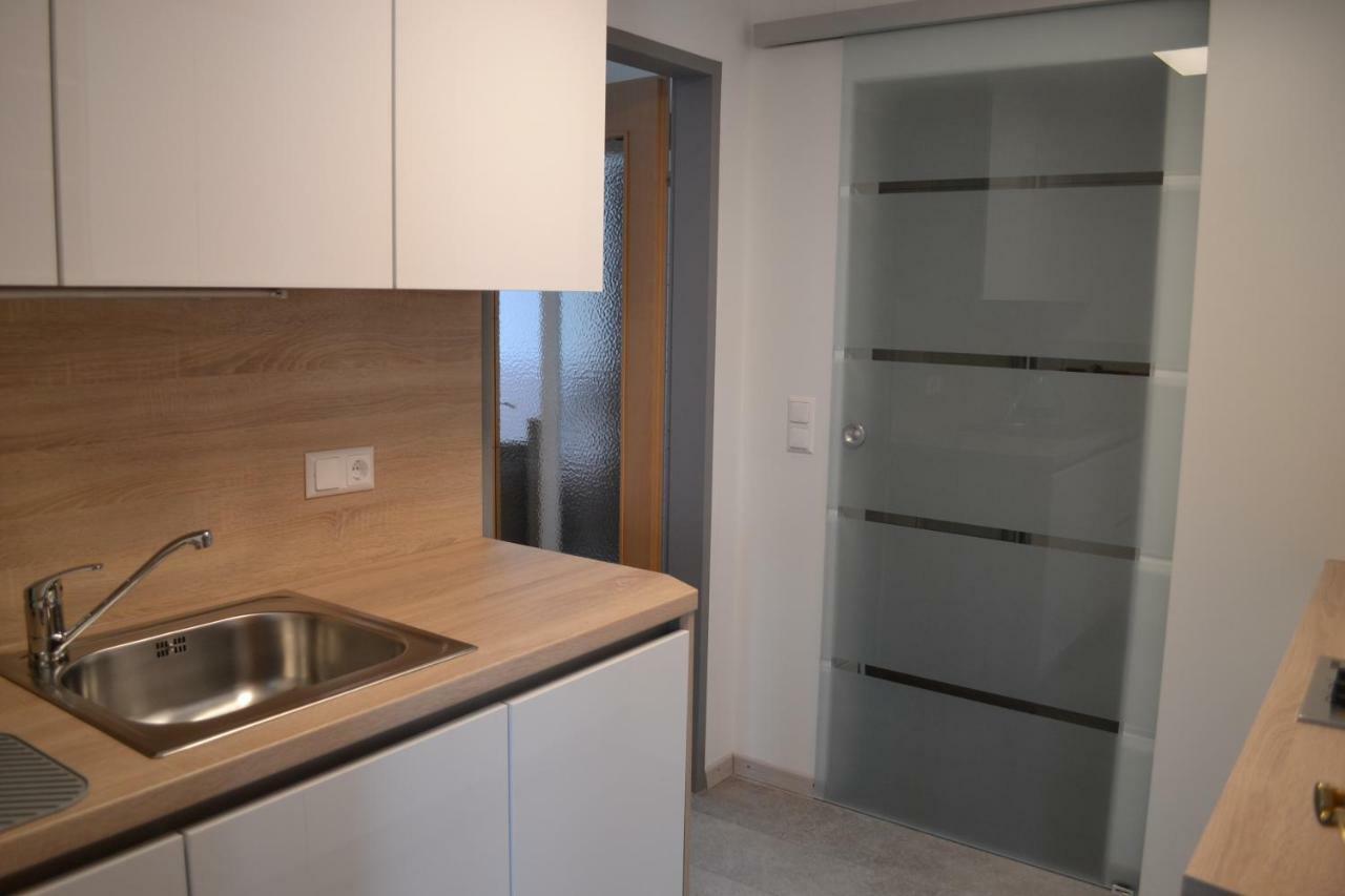 Privatzimmer Und Ferienwohnungen Leeb Persenbeug Extérieur photo